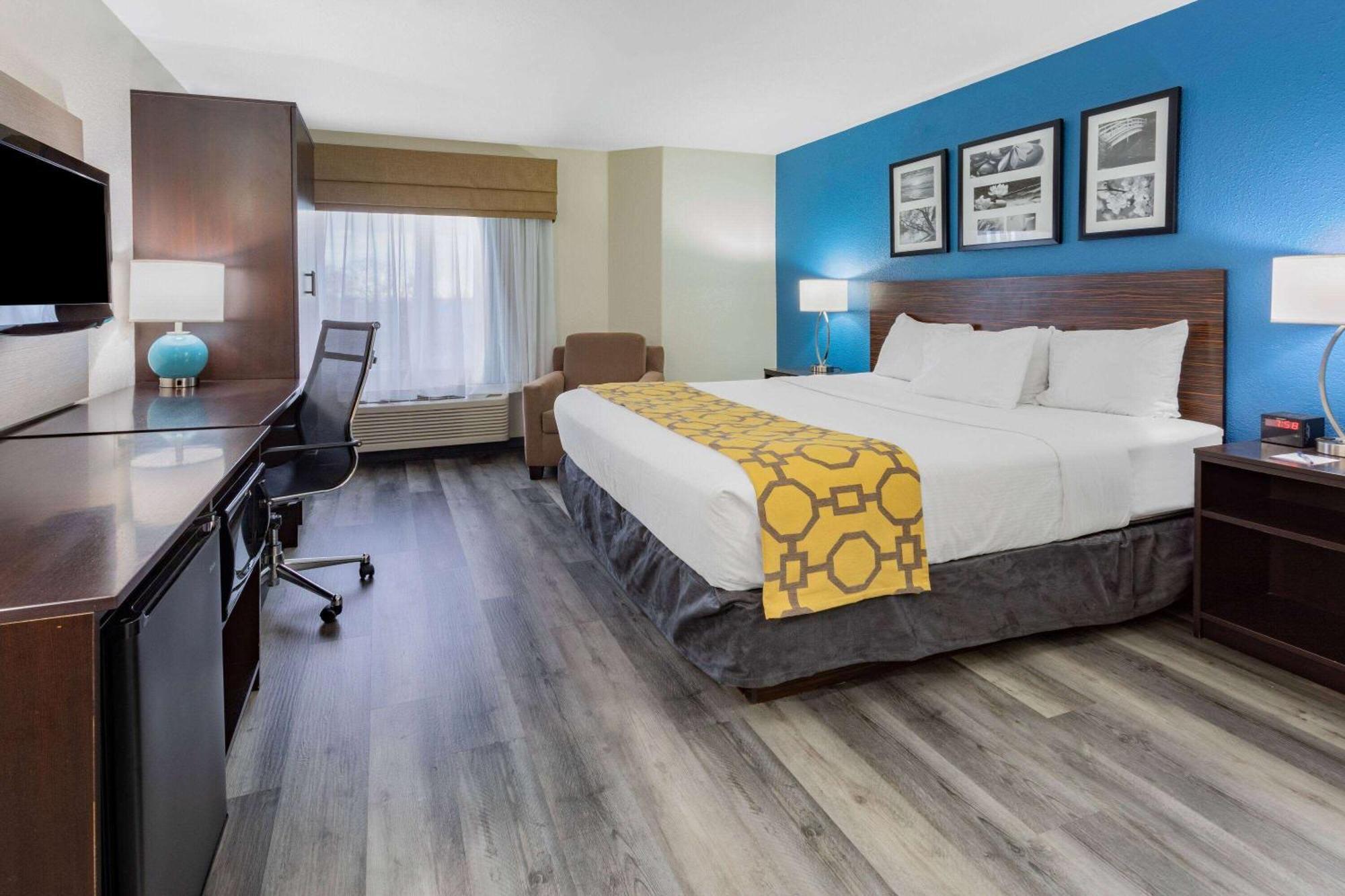 Baymont By Wyndham Milan Ξενοδοχείο Εξωτερικό φωτογραφία